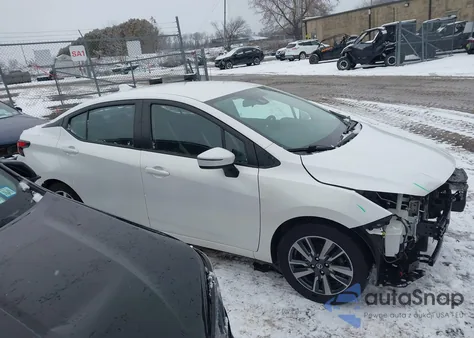 2021 Nissan Versa Sv Xtronic Cvt z USA, uszkodzony, nr VIN 3N1CN8EV2ML896251